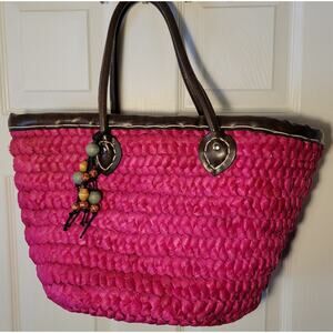 Limited Edition Straw Tote Bag Bright Raspberry Lined 2 Pocket Wooden Bead Charm